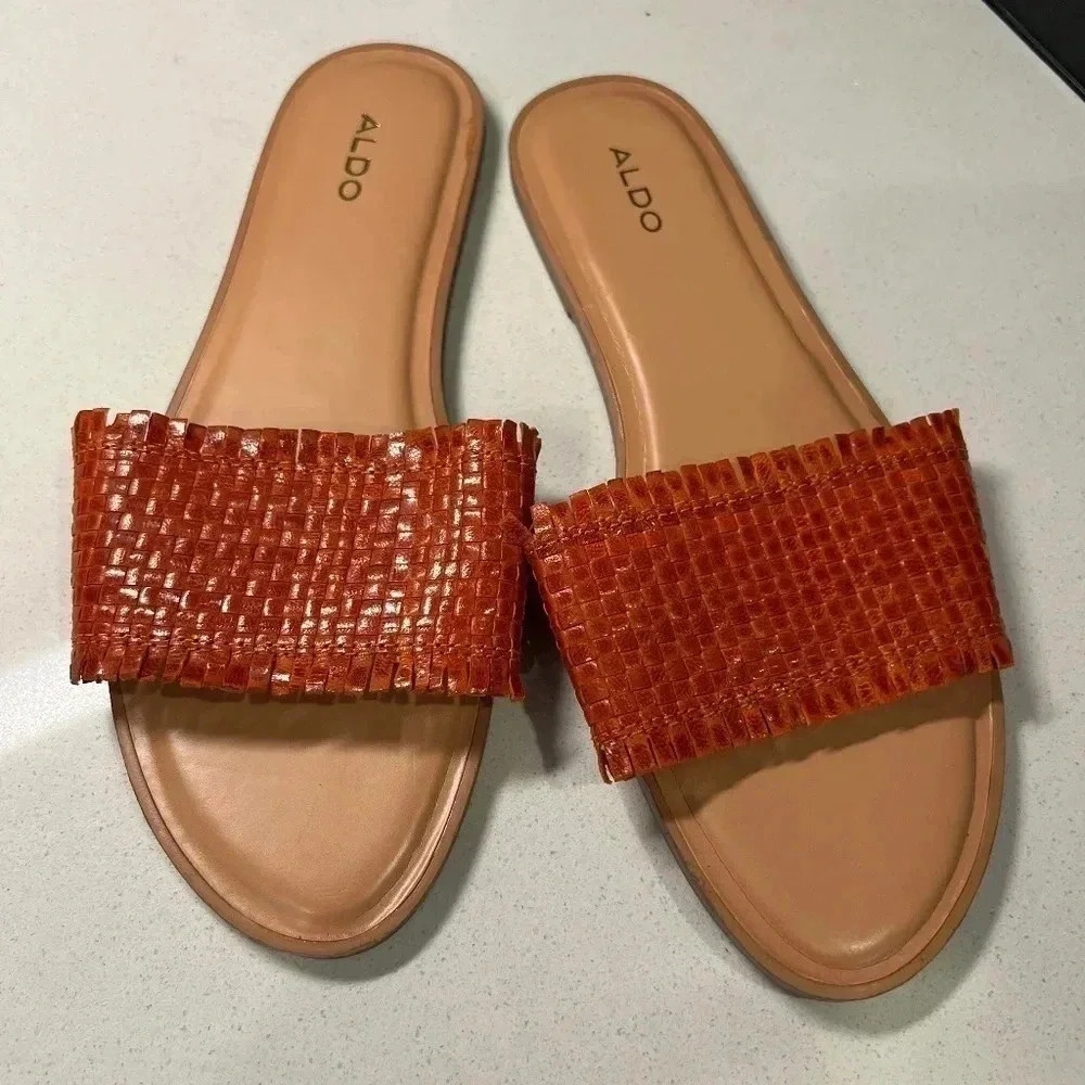 Alto Burn Orange Flats Size 10